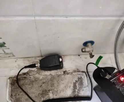 江门市屋顶漏水维修公司分享下卫生间漏水的危害及解决方法